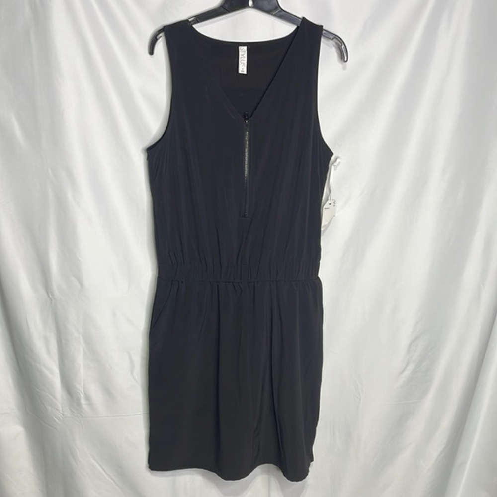 NWT athletic dress with shorts/trunks and pockets